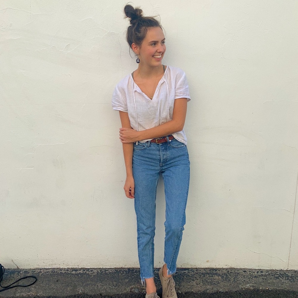 Meet your Posher, Ari